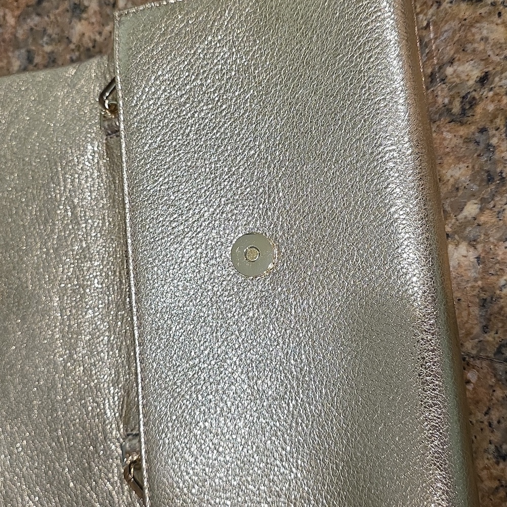 NWOT Henri Bendel Gold Clutch With Chain - Picture 8 of 11